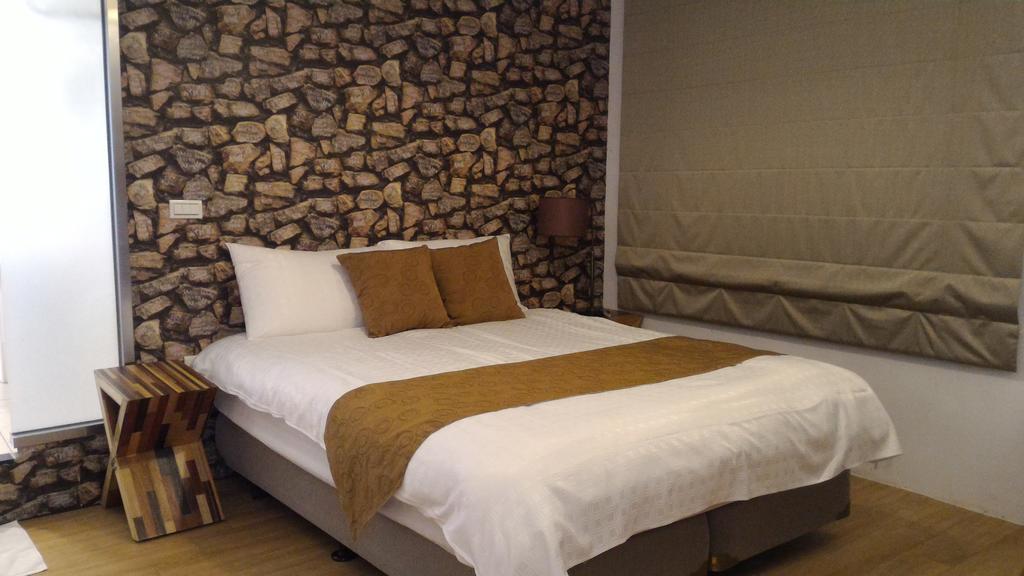 Eight View Hotel Luodong Exterior photo